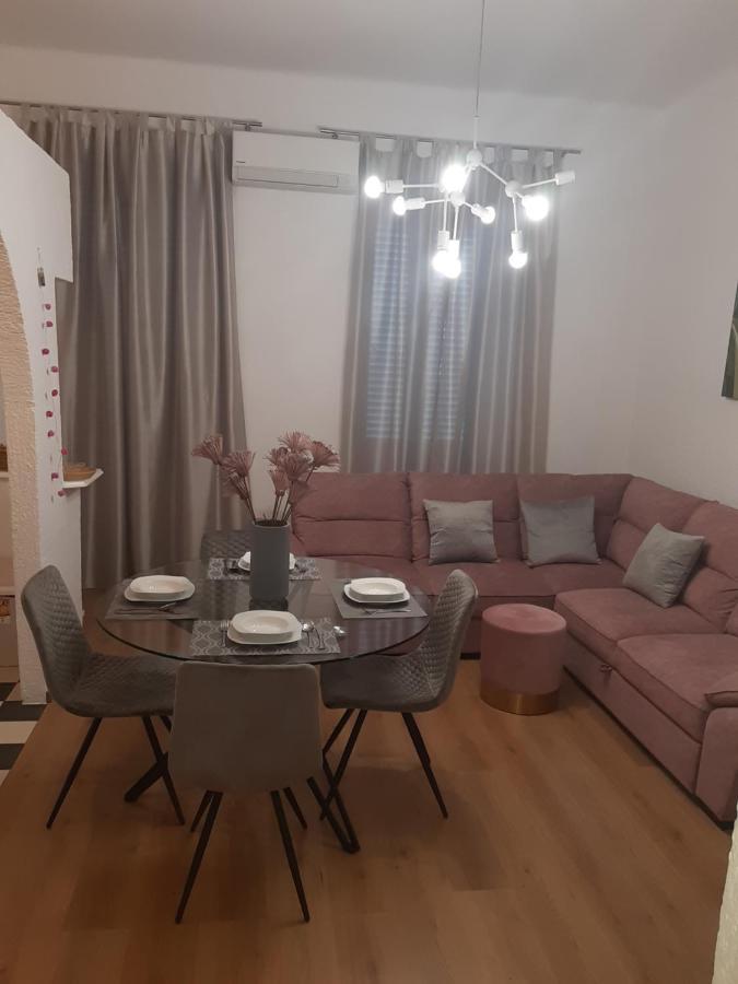 Apartman Vale Lejlighed Rijeka Eksteriør billede